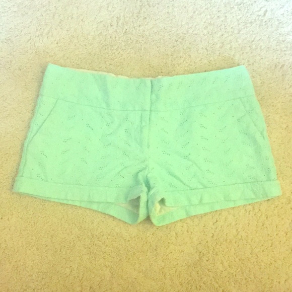 Shorts - Picture 1 of 3